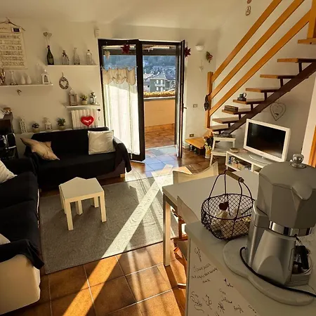 Casa Oliva Little Nest 公寓 Barni